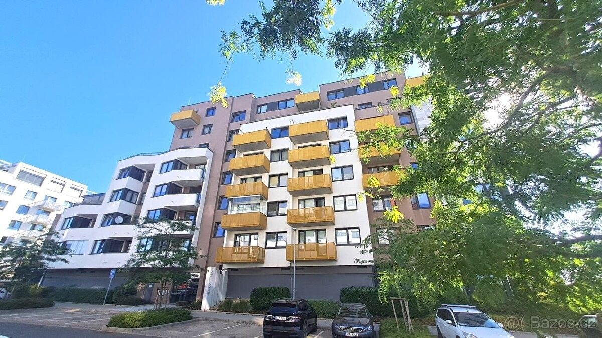 Prodej bytu - foto 1