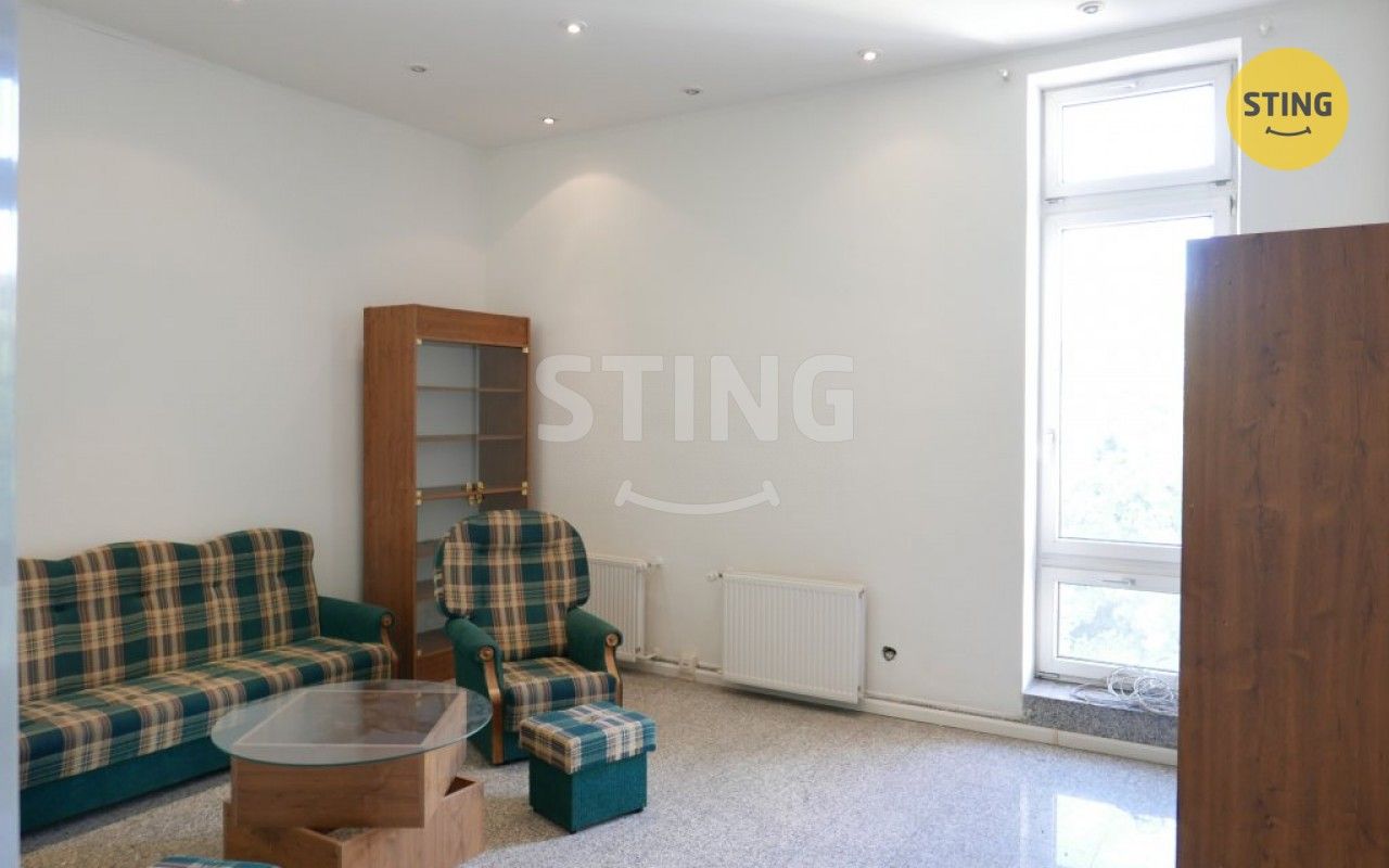 Pronájem komerčního prostoru 88 m² - foto 3