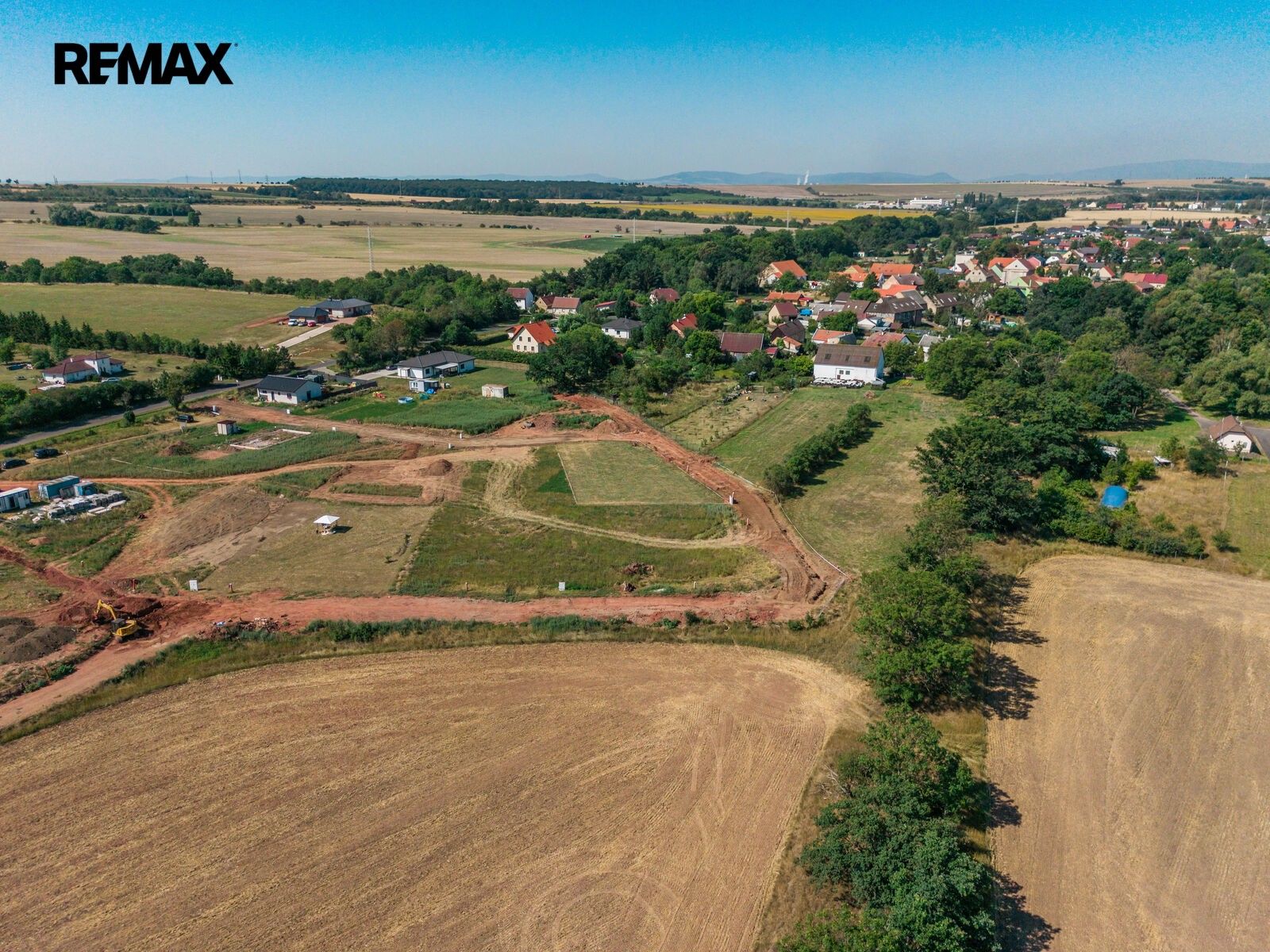 Prodej pozemku 980 m² - foto 9