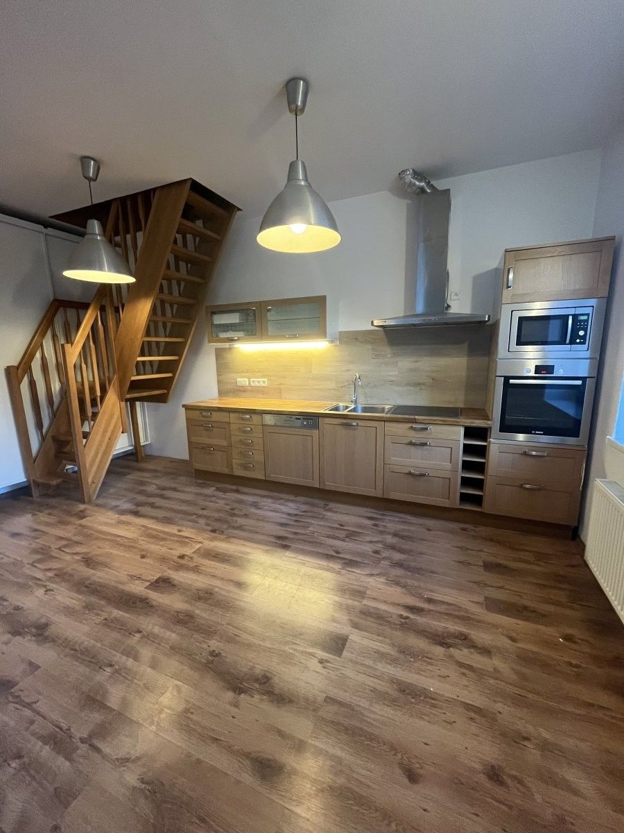 Pronájem bytu 3+kk 89 m² - foto 2