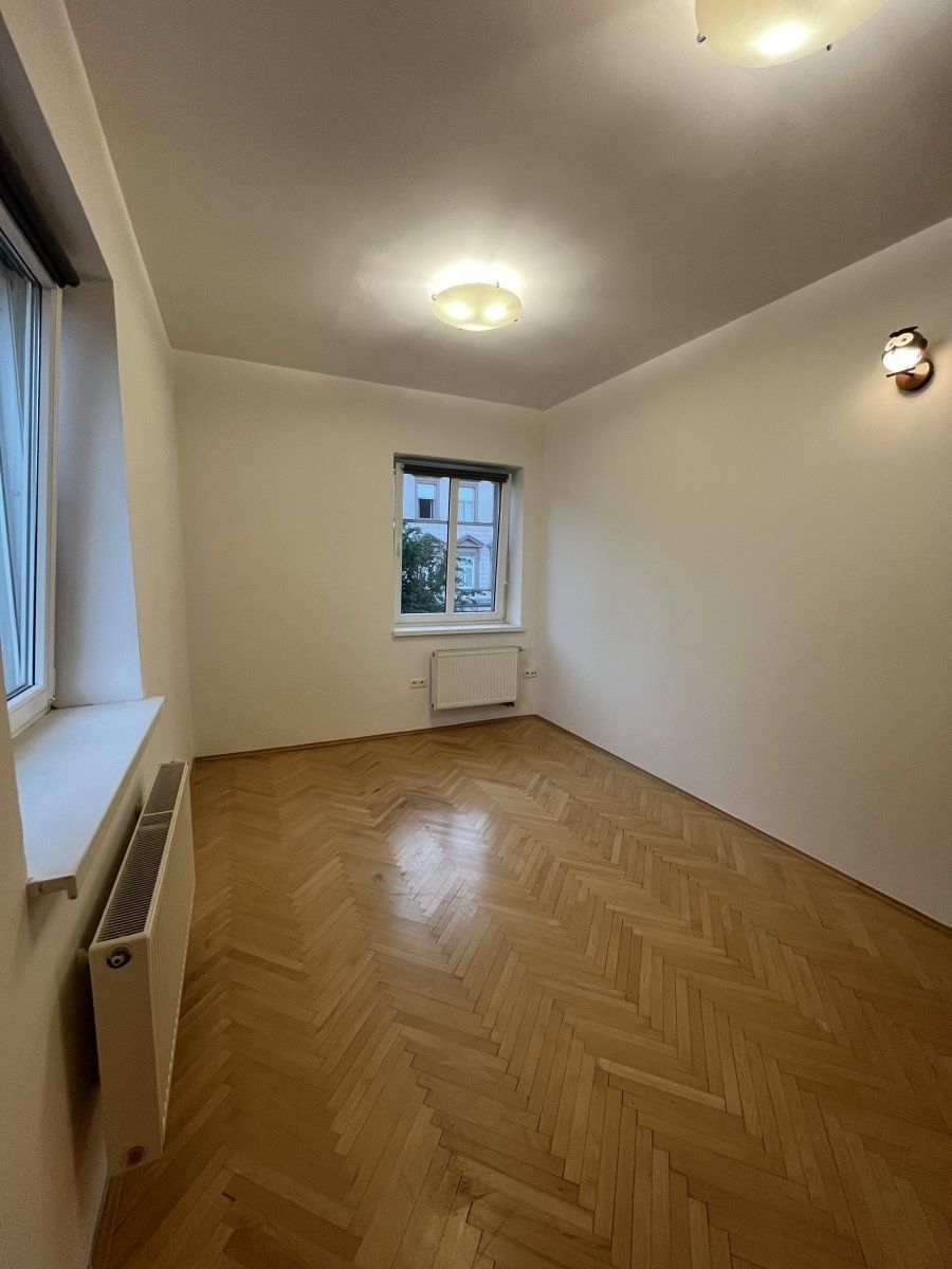 Pronájem bytu 3+kk 89 m² - foto 10