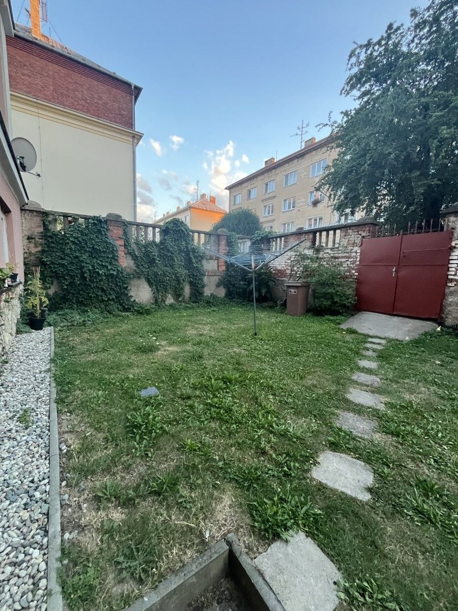 Pronájem bytu 3+kk 89 m² - foto 15
