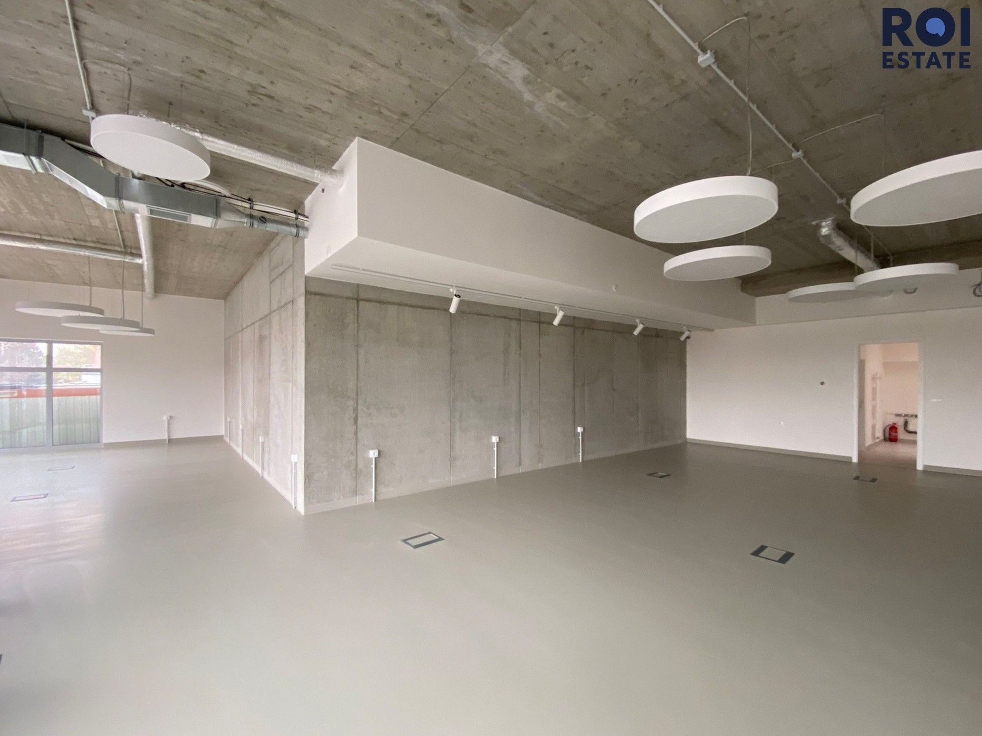 Pronájem komerčního prostoru 145 m² - foto 3