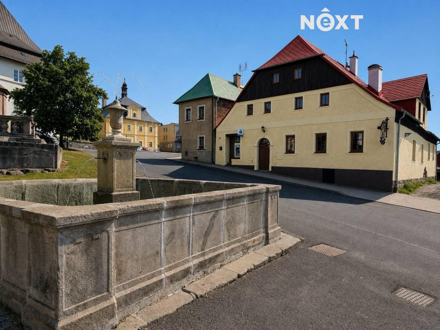 Prodej nemovitosti 600 m² - foto 1
