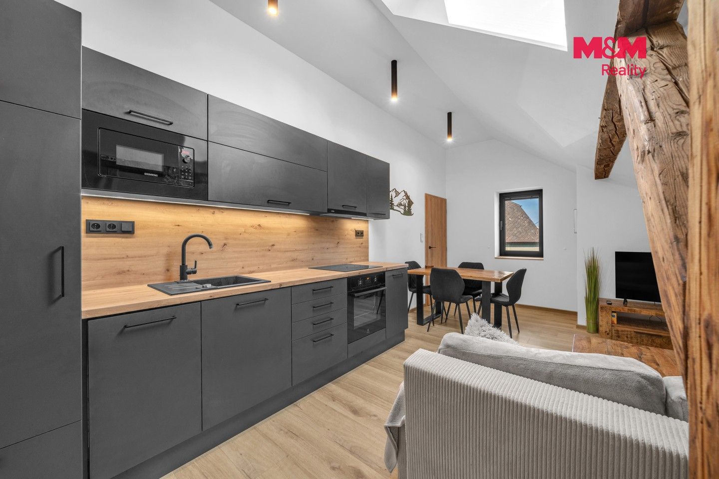 Prodej bytu 3+kk 77 m² - foto 3