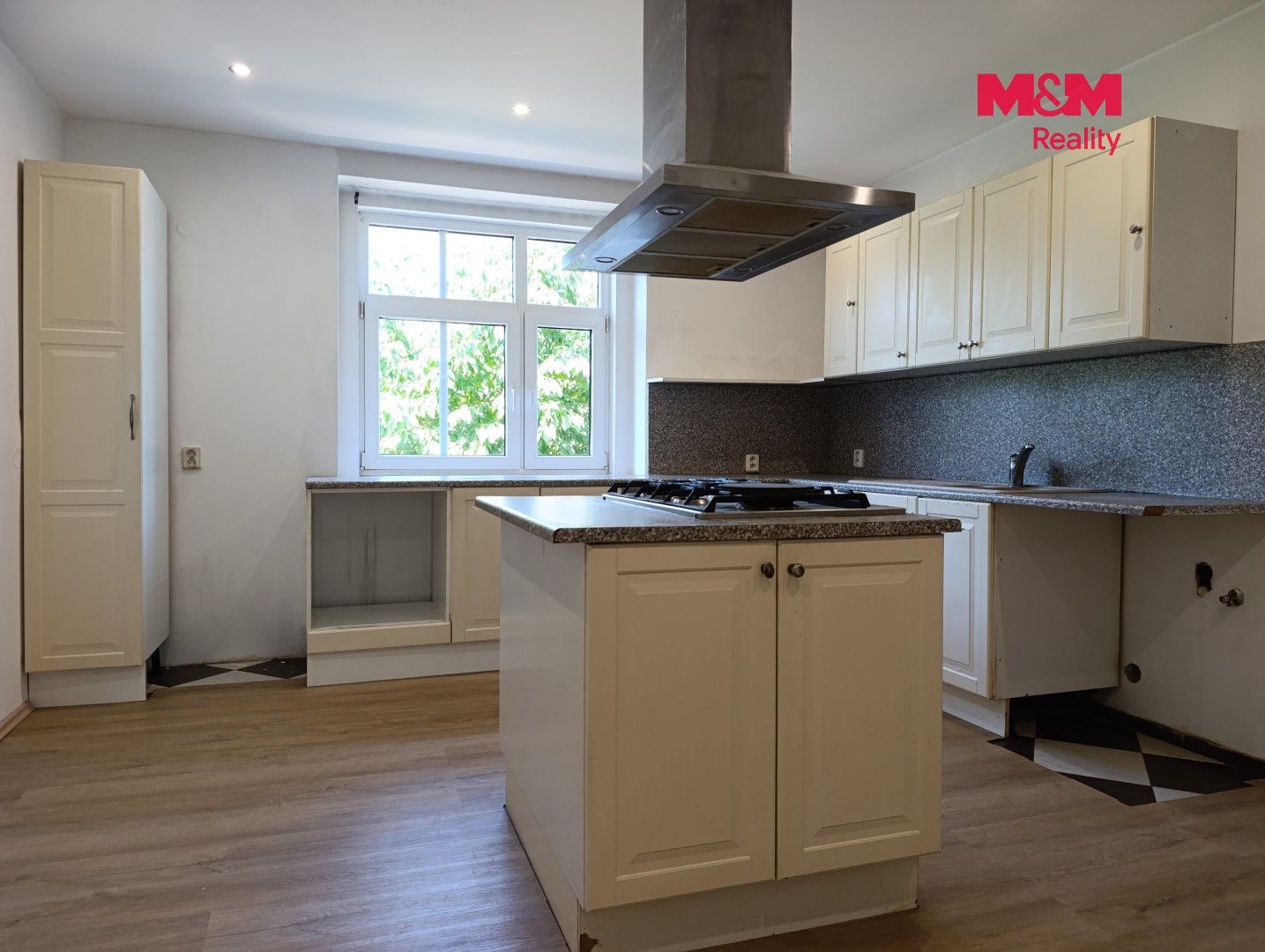 Pronájem komerčního prostoru 117 m² - foto 8