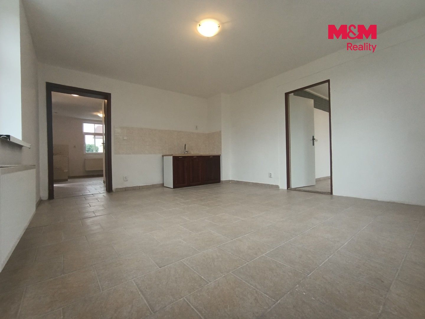 Pronájem komerčního prostoru 352 m² - foto 5