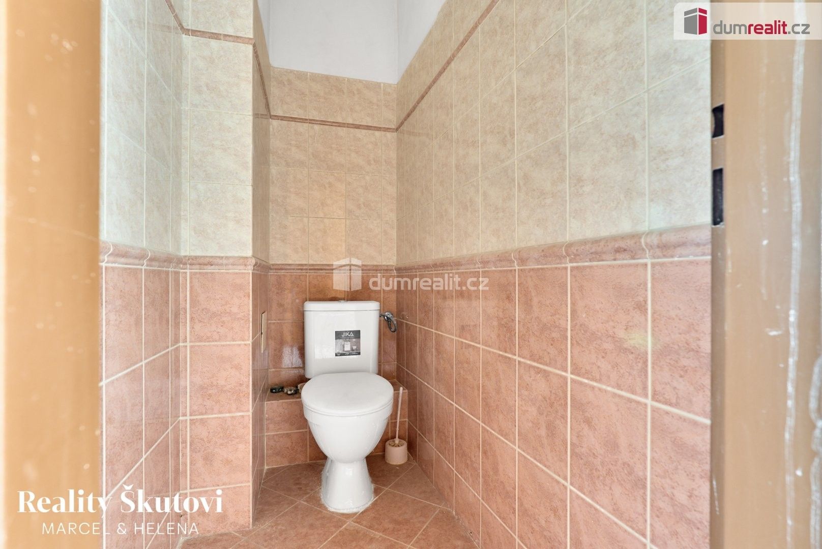 Prodej nemovitosti 350 m² - foto 9