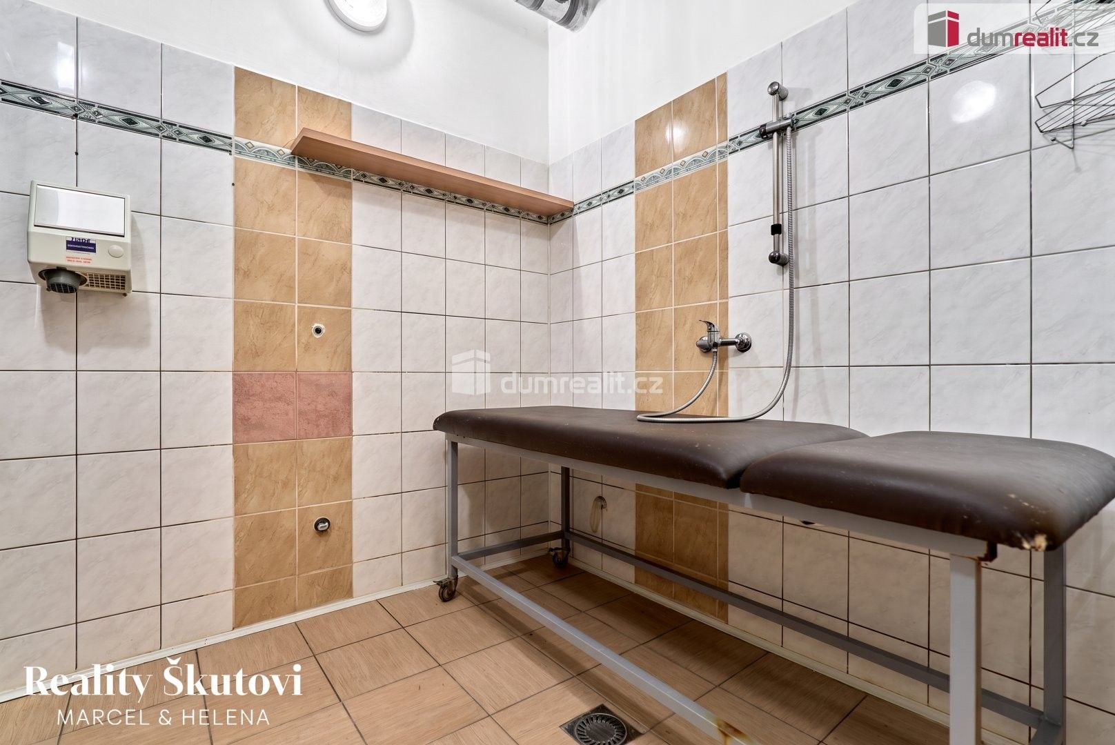 Prodej nemovitosti 350 m² - foto 15