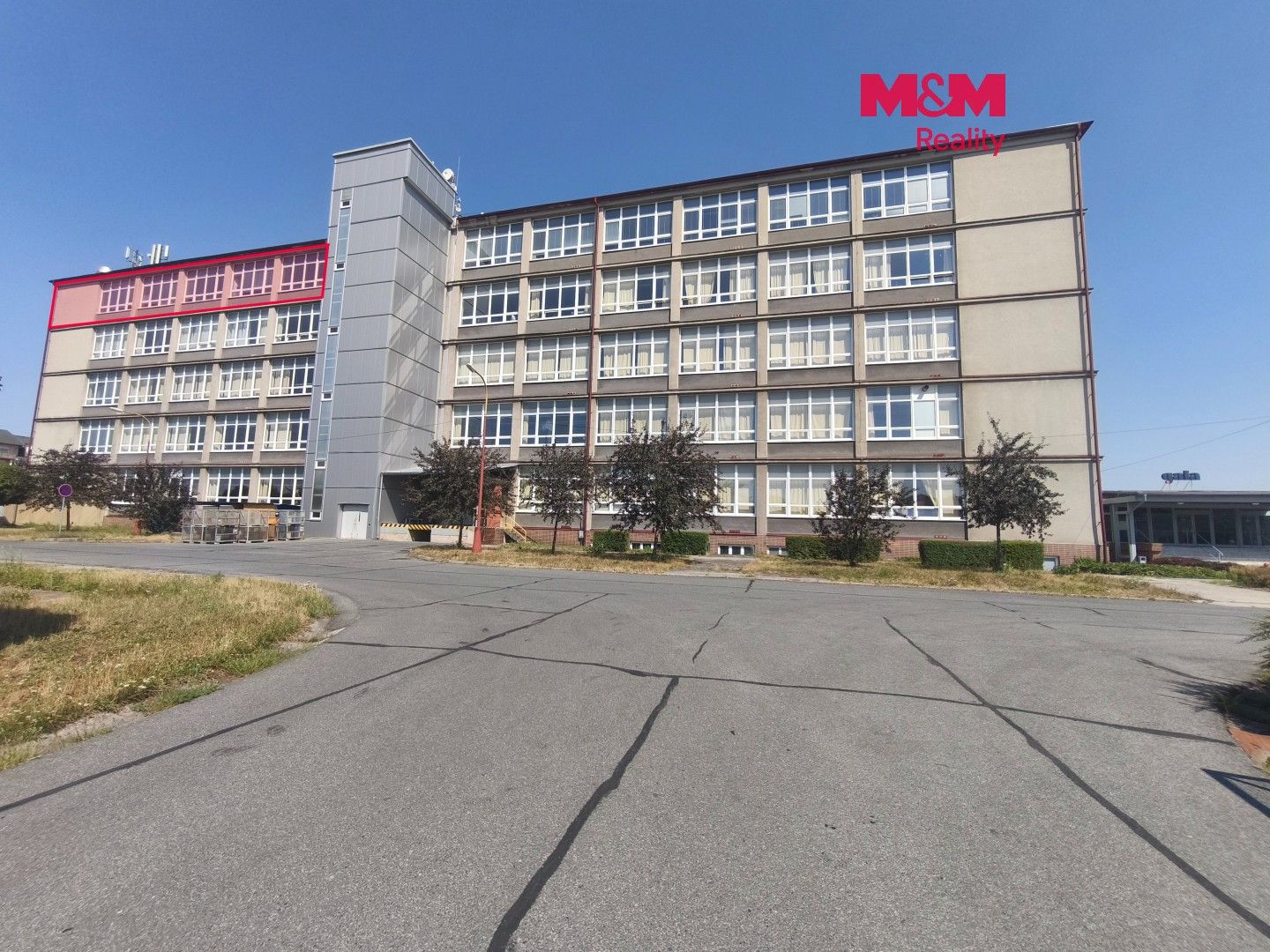 Pronájem komerčního prostoru 383 m² - foto 1