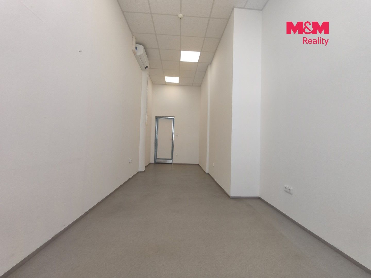 Pronájem komerčního prostoru 383 m² - foto 9