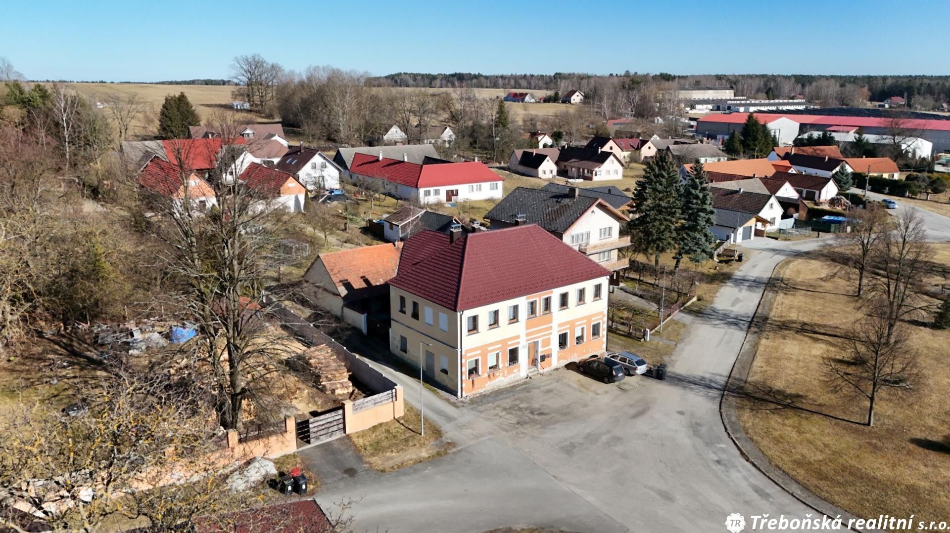 Prodej komerčního prostoru 445 m² - foto 12