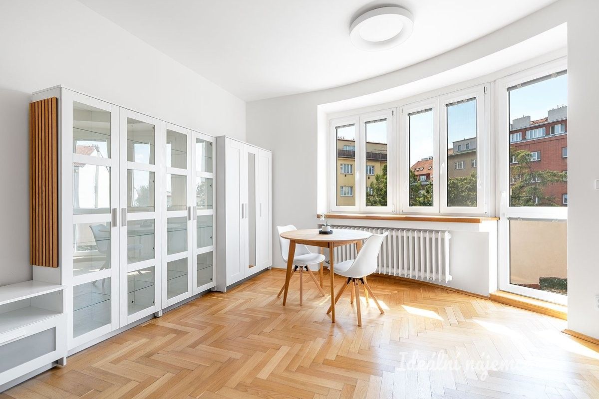 Pronájem bytu 1+kk 39 m² - foto 2