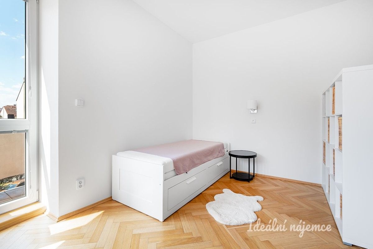 Pronájem bytu 1+kk 39 m² - foto 6