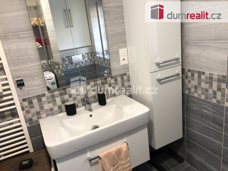 Pronájem bytu 2+1 60 m² - foto 5
