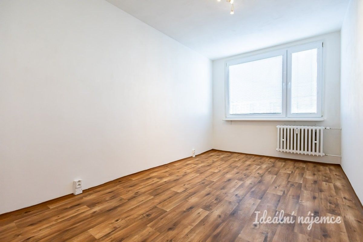 Pronájem bytu 3+1 67 m² - foto 10