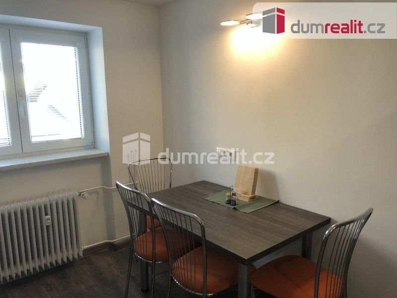 Pronájem bytu 2+1 60 m² - foto 14