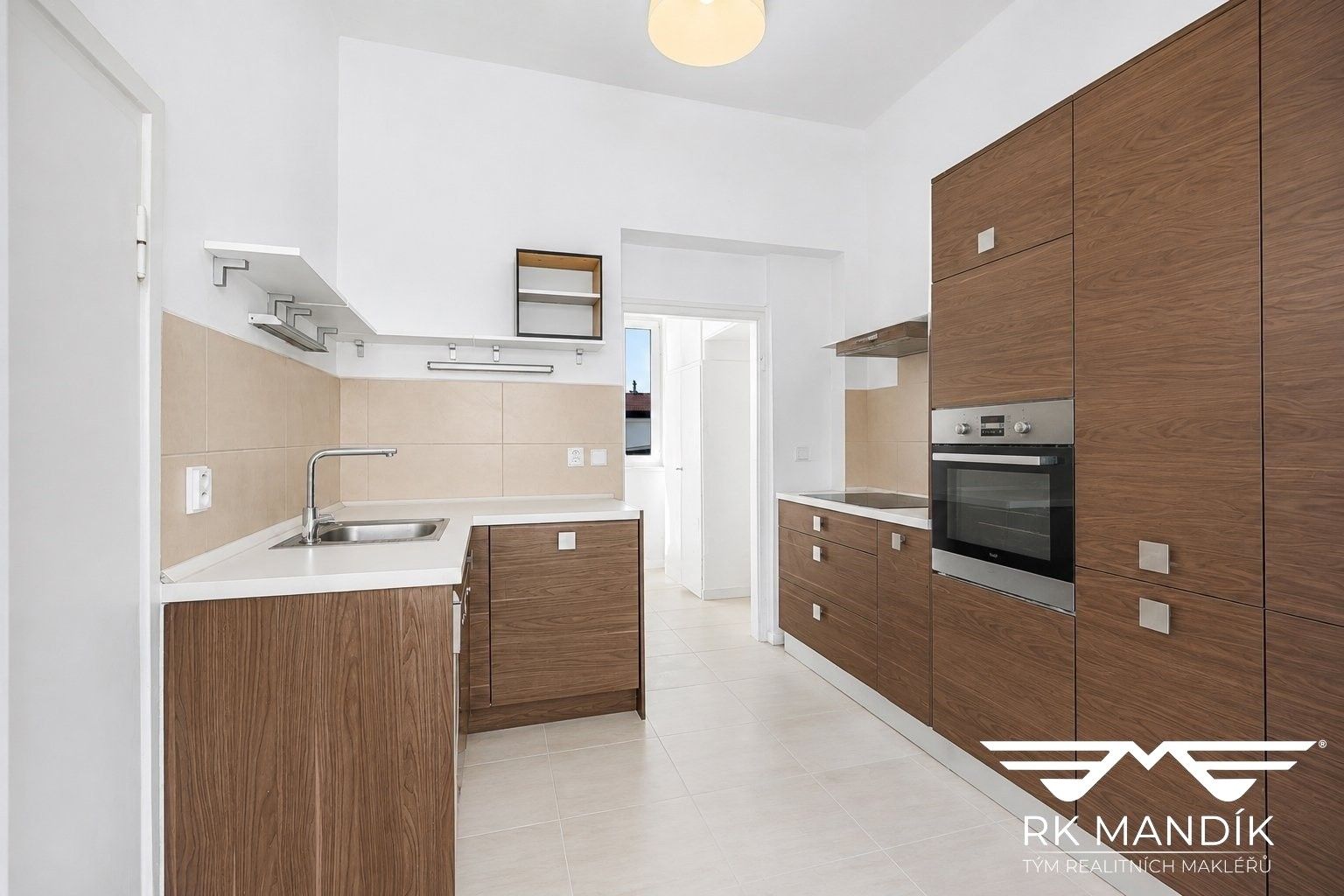 Pronájem bytu 3+1 75 m² - foto 1