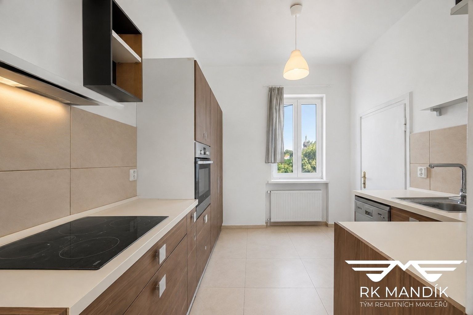 Pronájem bytu 3+1 75 m² - foto 2