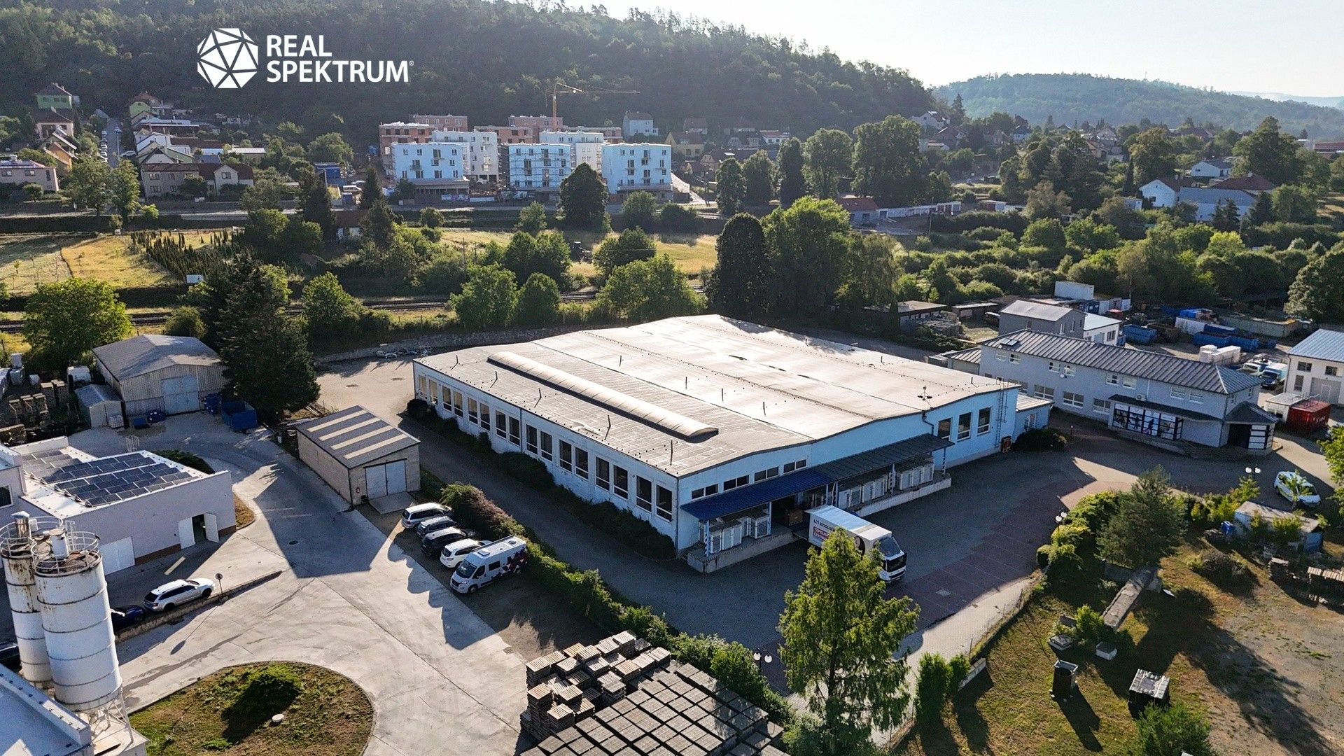 Pronájem komerčního prostoru 2908 m² - foto 2