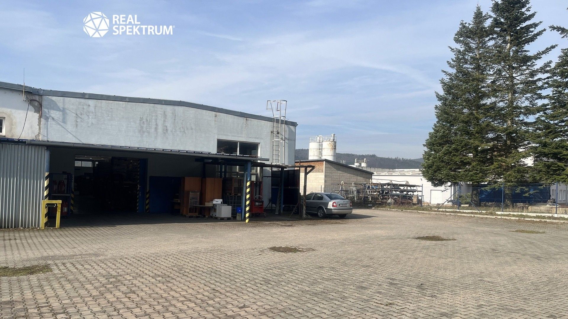 Pronájem komerčního prostoru 2908 m² - foto 11
