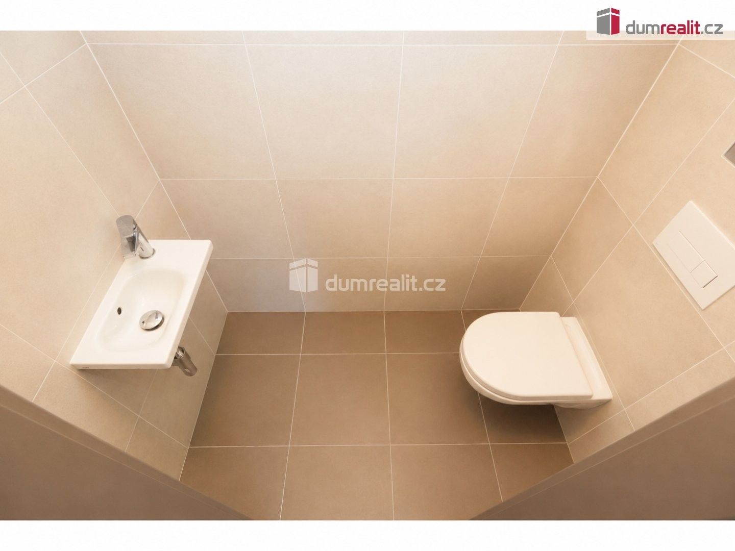 Pronájem bytu 3+kk 86 m² - foto 16