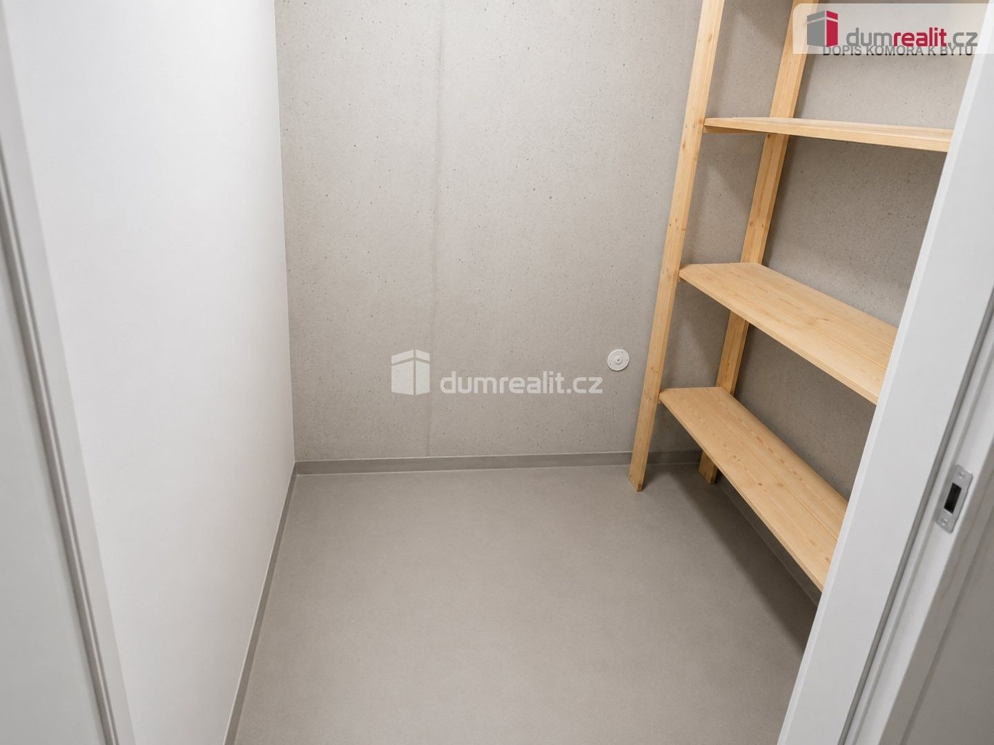 Pronájem bytu 3+kk 86 m² - foto 17