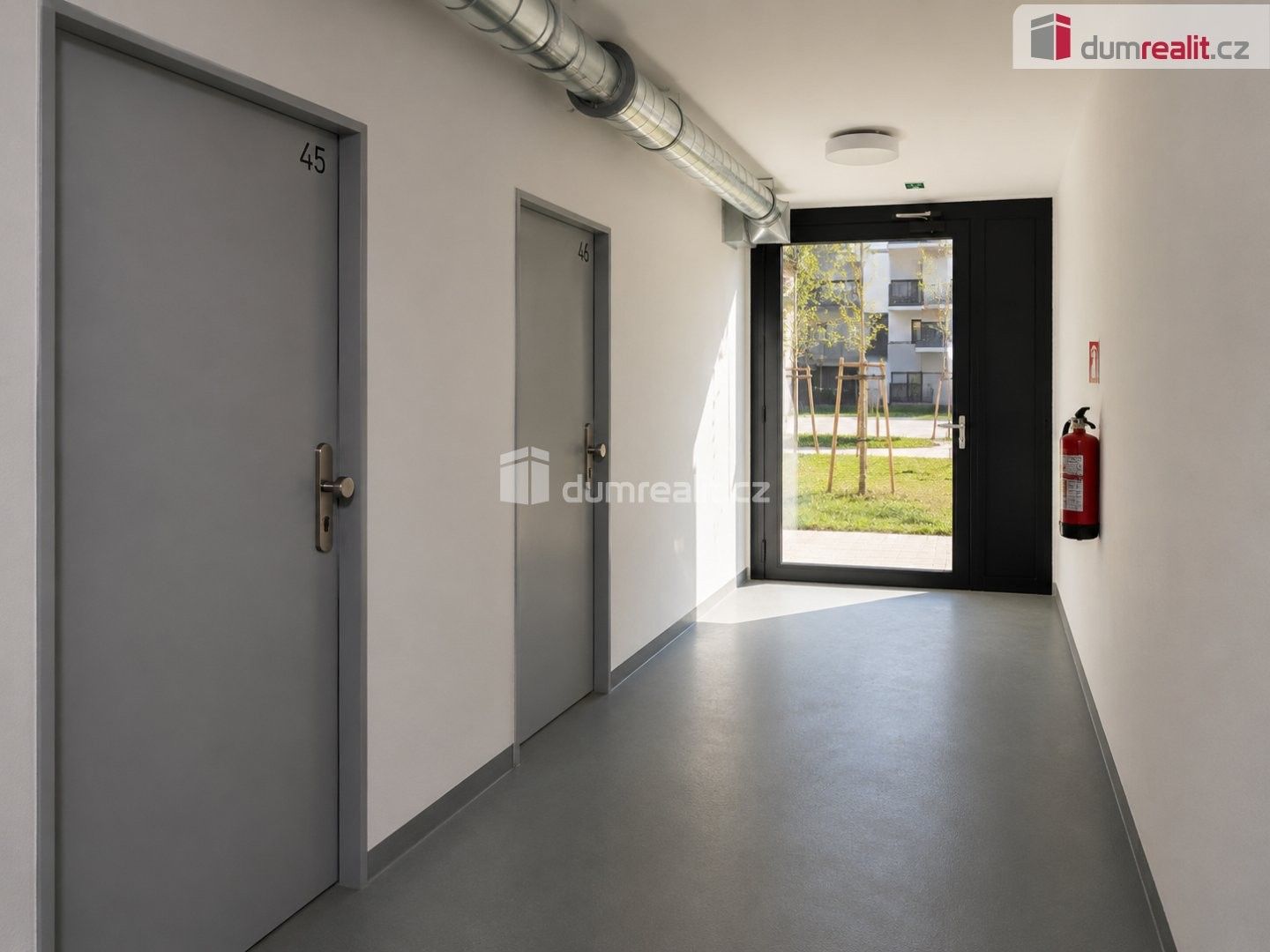 Pronájem bytu 3+kk 86 m² - foto 21