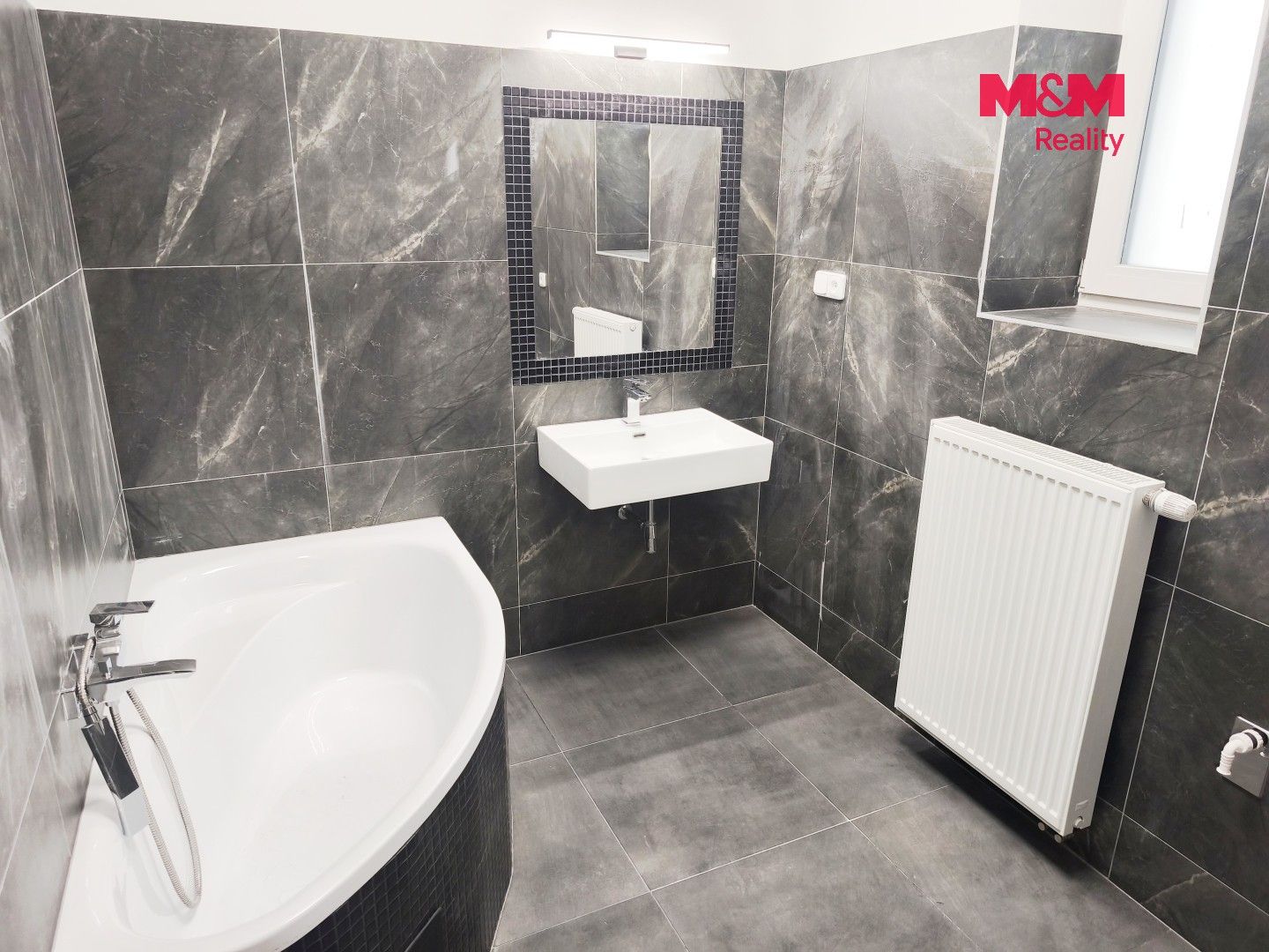 Pronájem komerčního prostoru 80 m² - foto 4