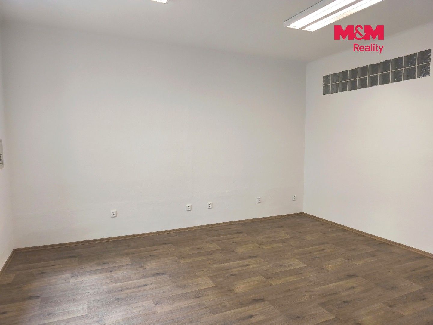 Pronájem komerčního prostoru 80 m² - foto 6