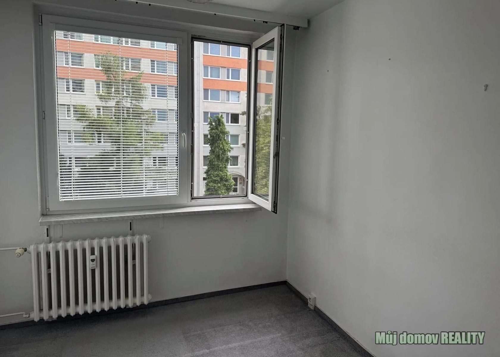 Pronájem bytu 2+kk 44 m² - foto 4