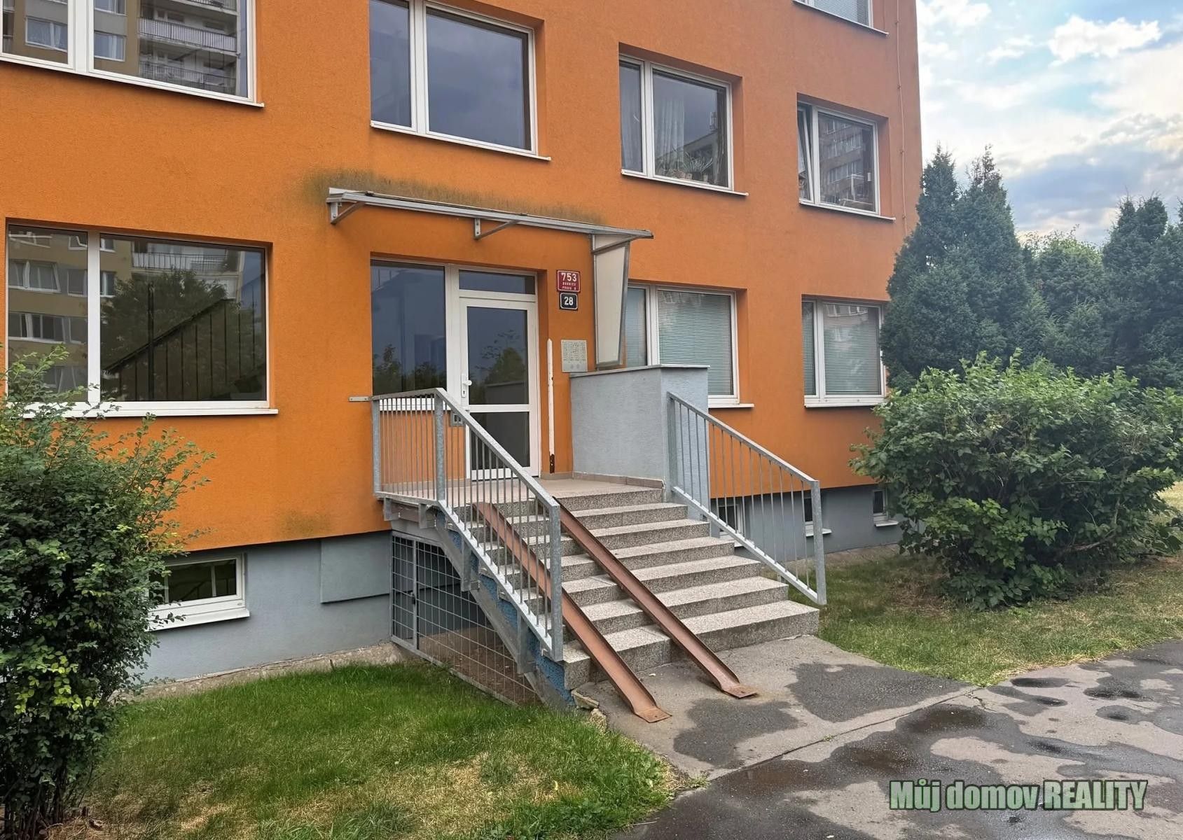 Pronájem bytu 2+kk 44 m² - foto 1