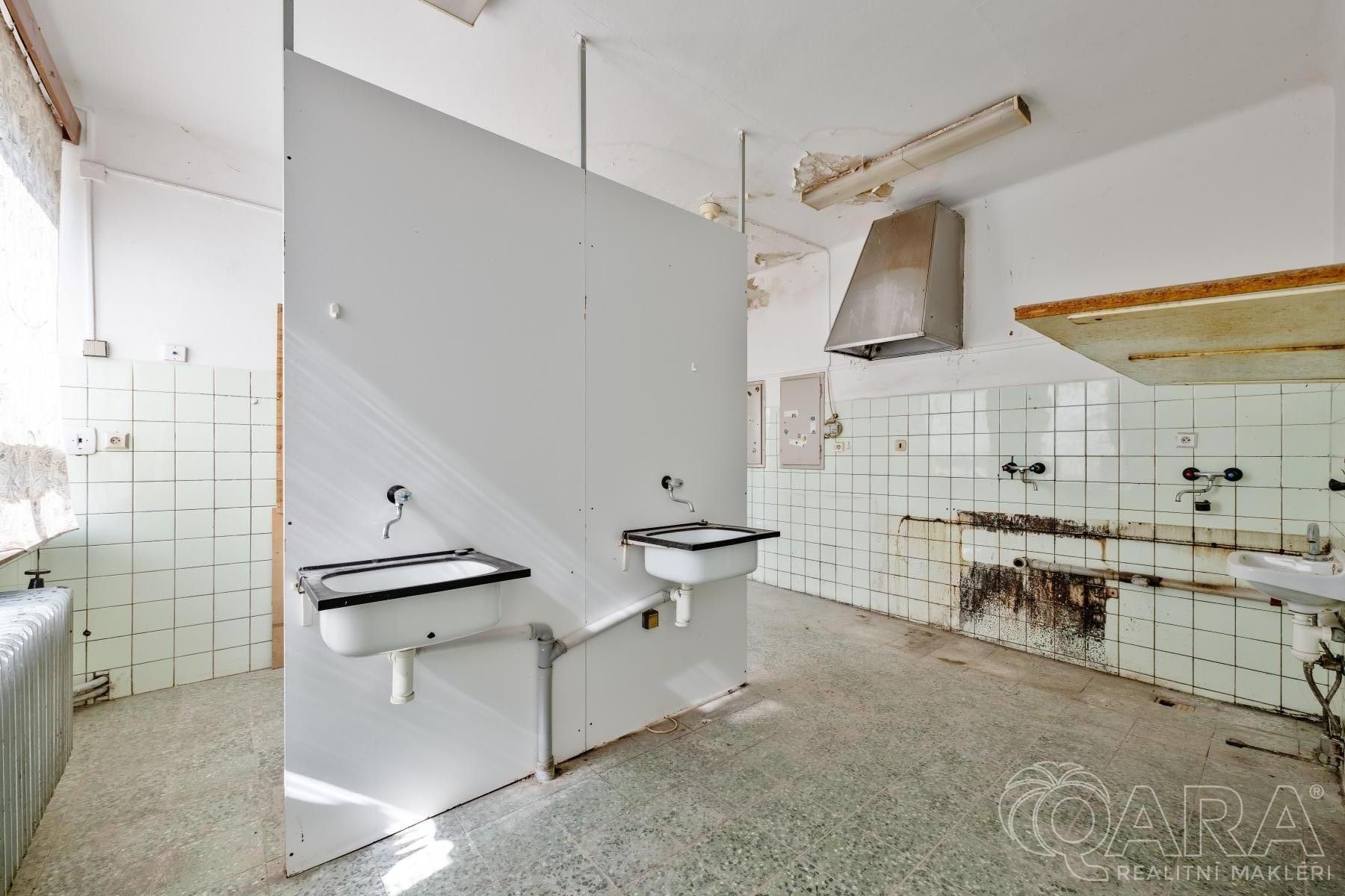 Prodej komerčního prostoru 82 m² - foto 15
