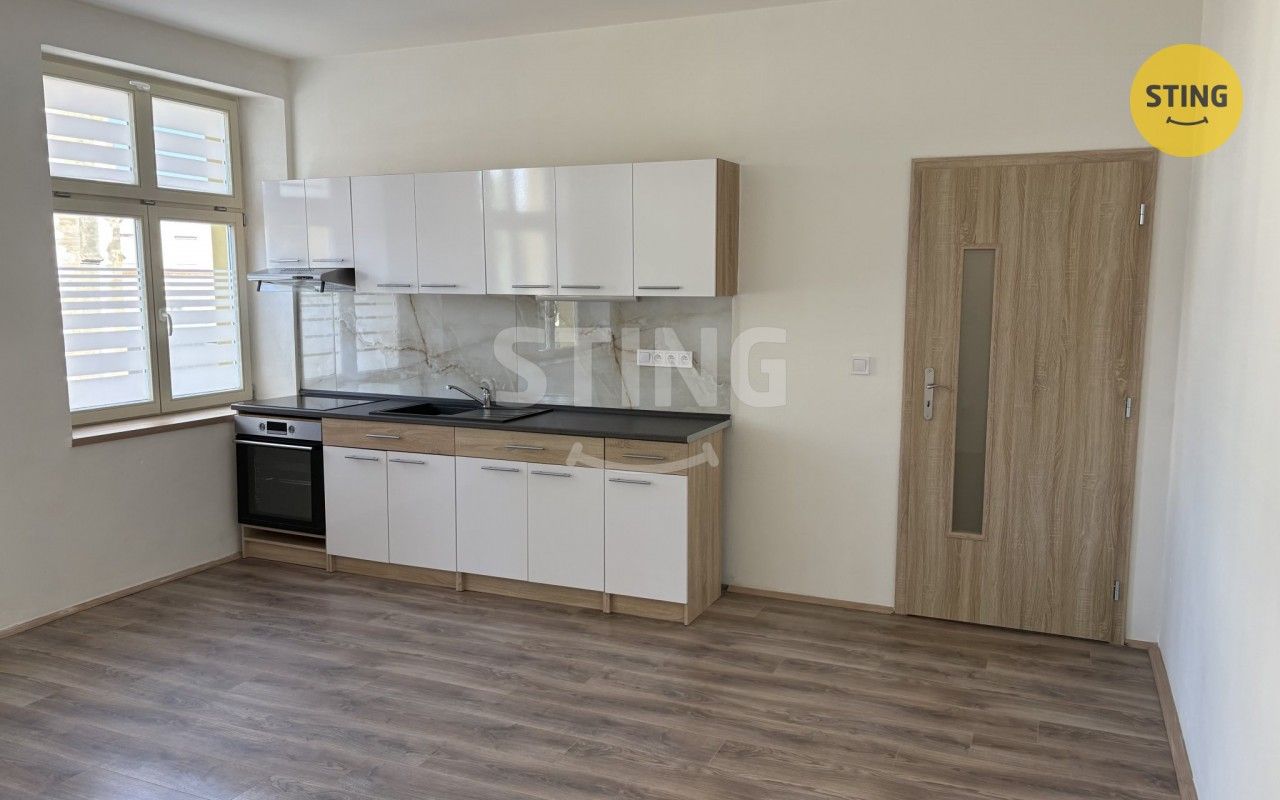 Pronájem bytu 2+kk 70 m² - foto 1
