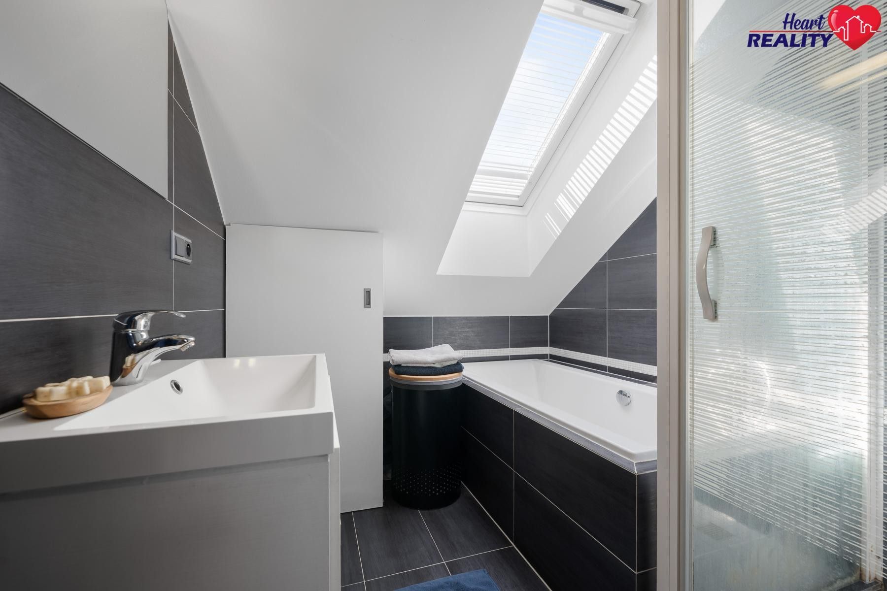 Prodej bytu 3+kk 78 m² - foto 9