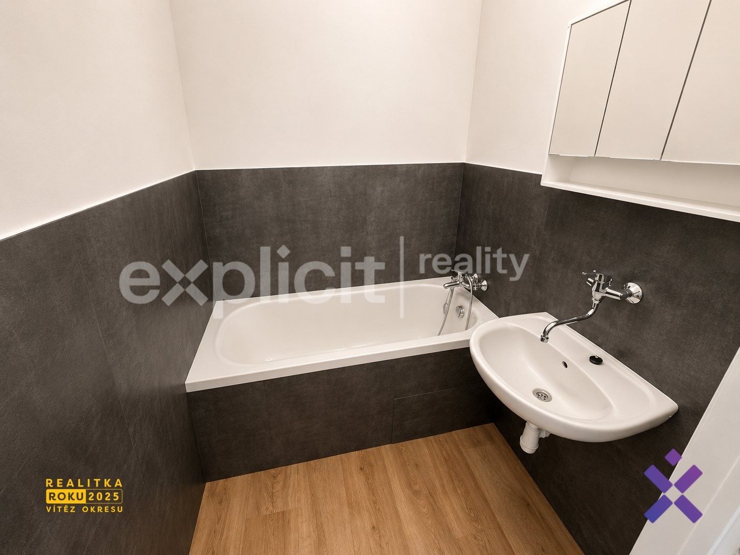 Pronájem bytu 1+1 38 m² - foto 11