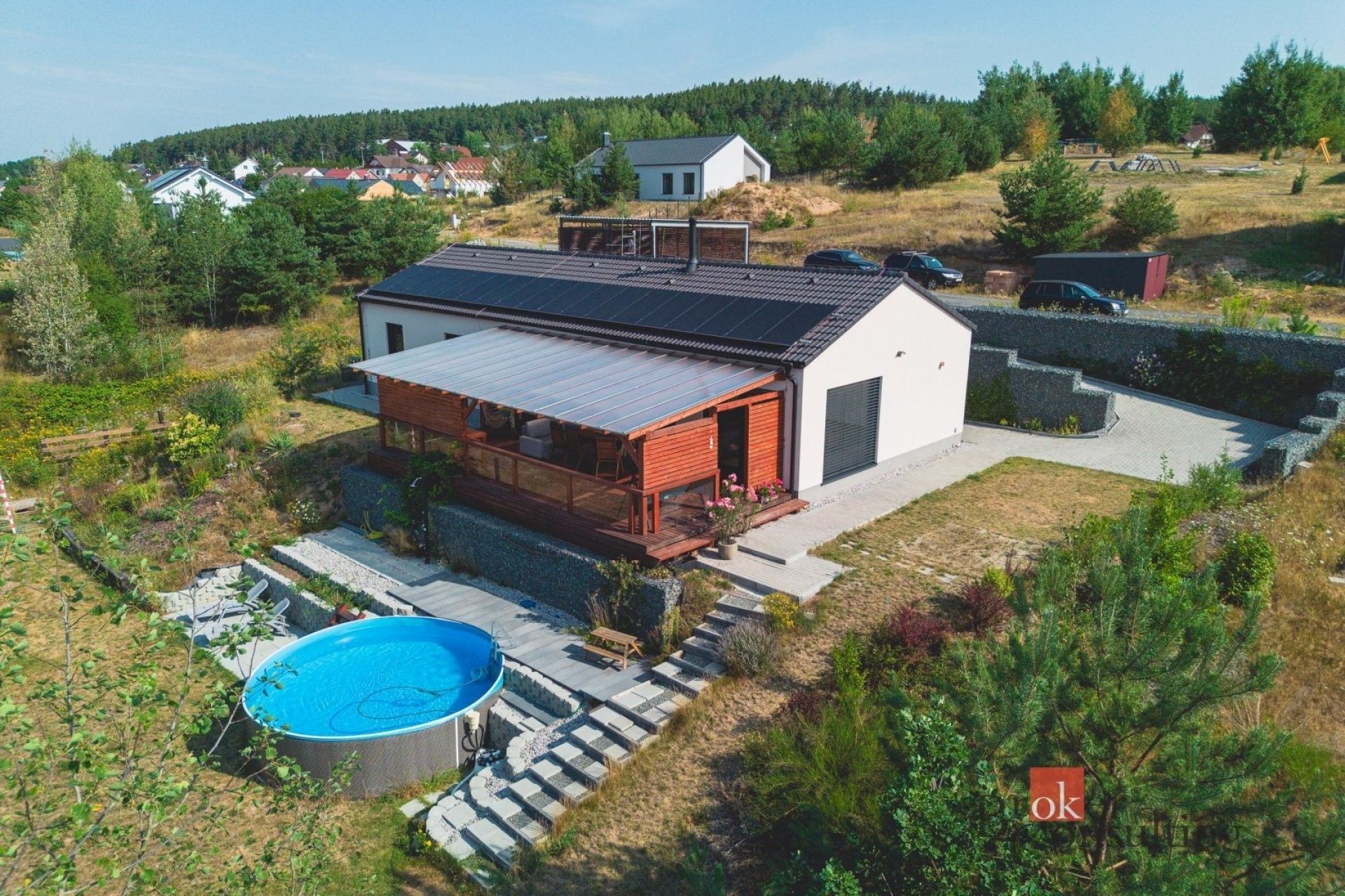 Prodej nemovitosti 183 m² - foto 1