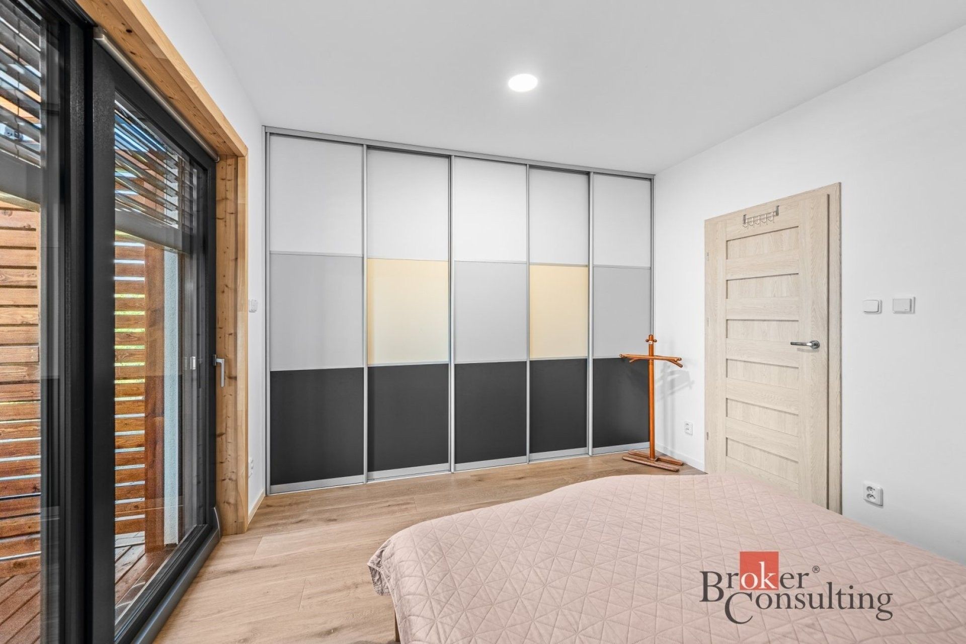 Prodej nemovitosti 183 m² - foto 19