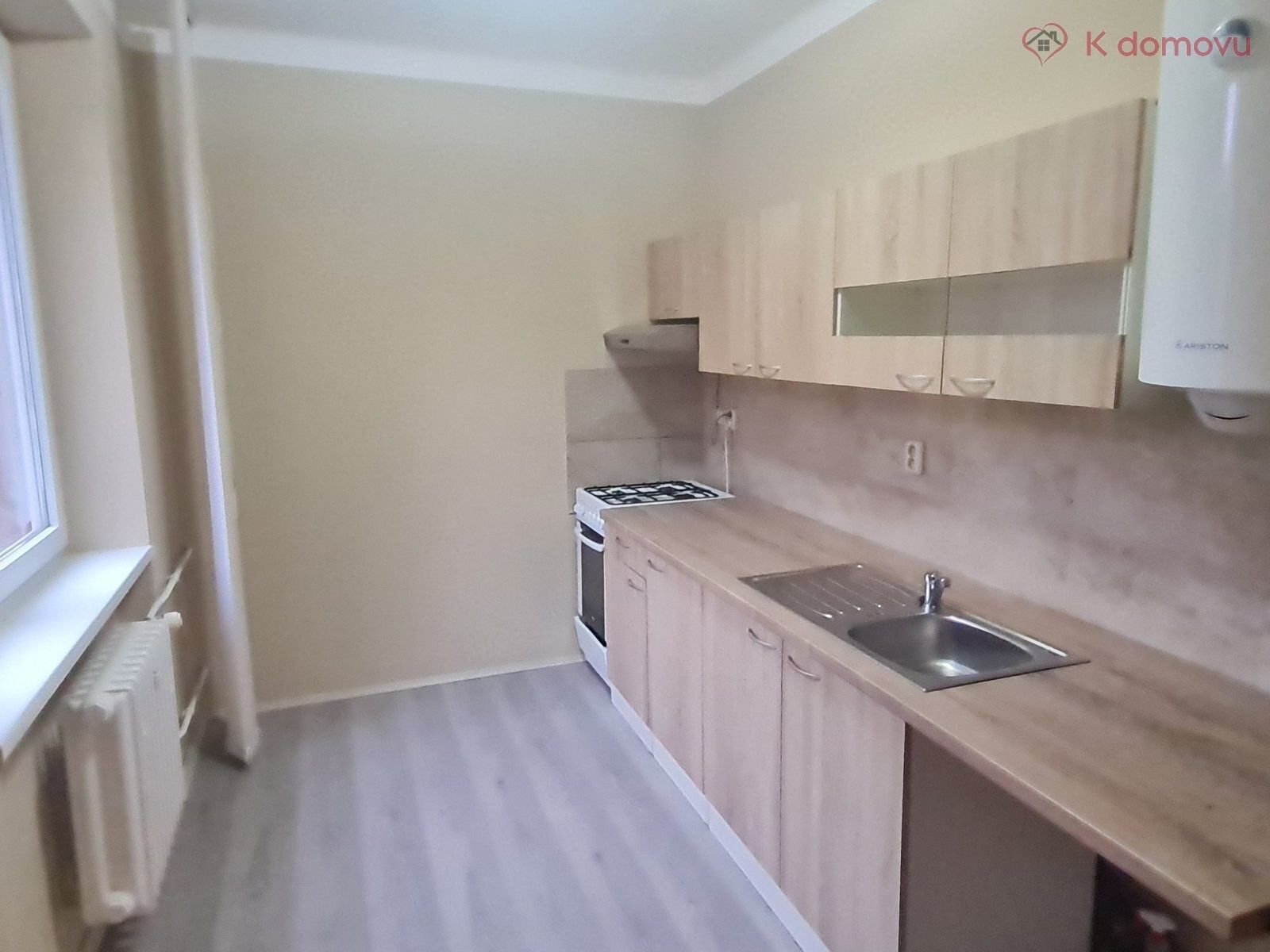 Pronájem bytu 1+1 37 m² - foto 4