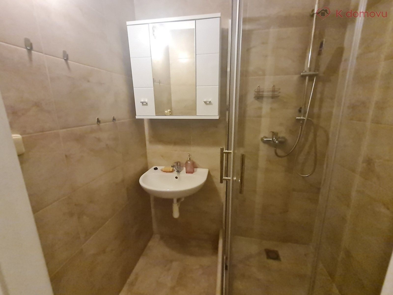 Pronájem bytu 1+1 37 m² - foto 7