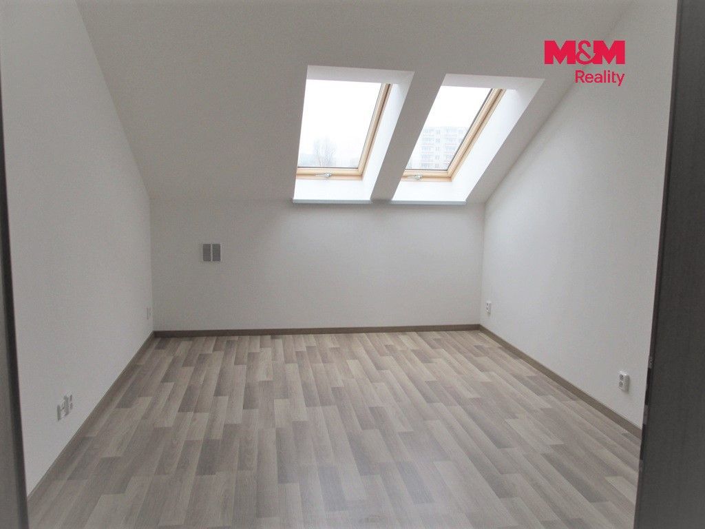 Pronájem bytu 2+1 50 m² - foto 3