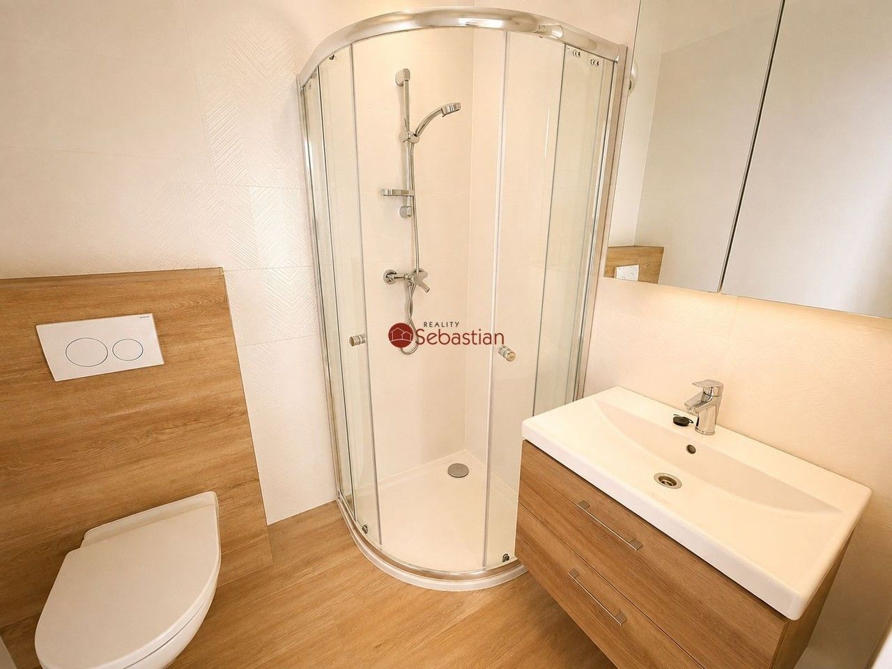 Pronájem bytu 1+kk 24 m² - foto 5
