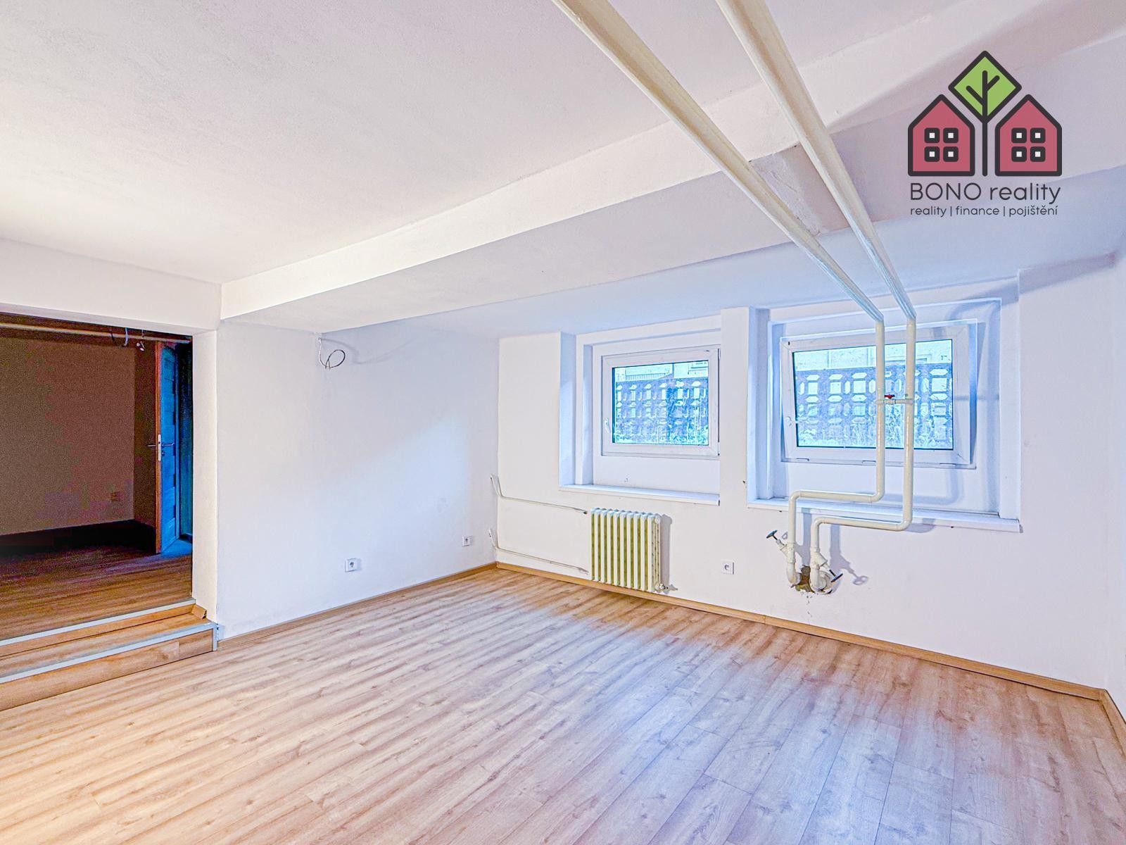 Pronájem bytu 1+1 35 m² - foto 4