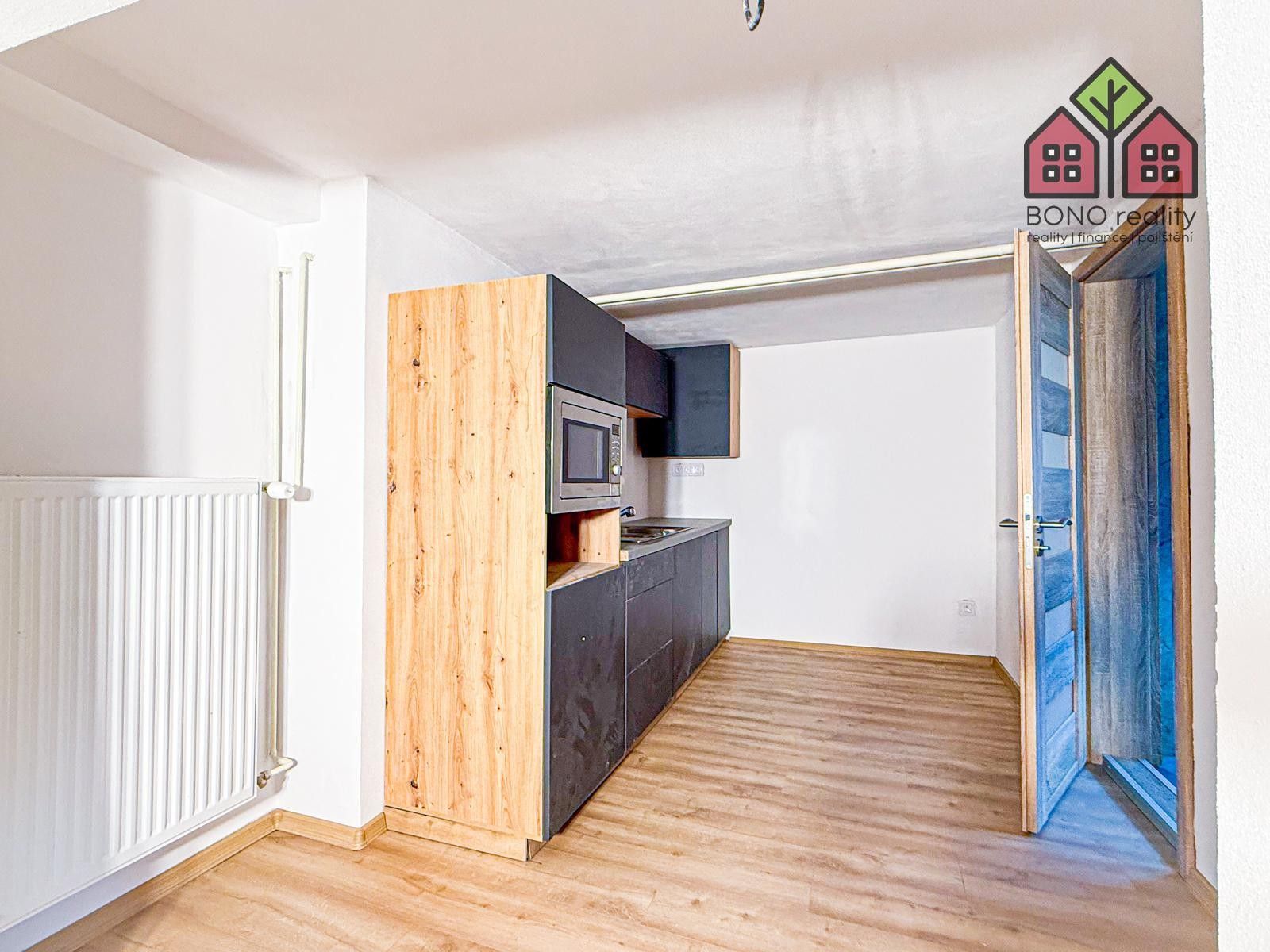 Pronájem bytu 1+1 35 m² - foto 6