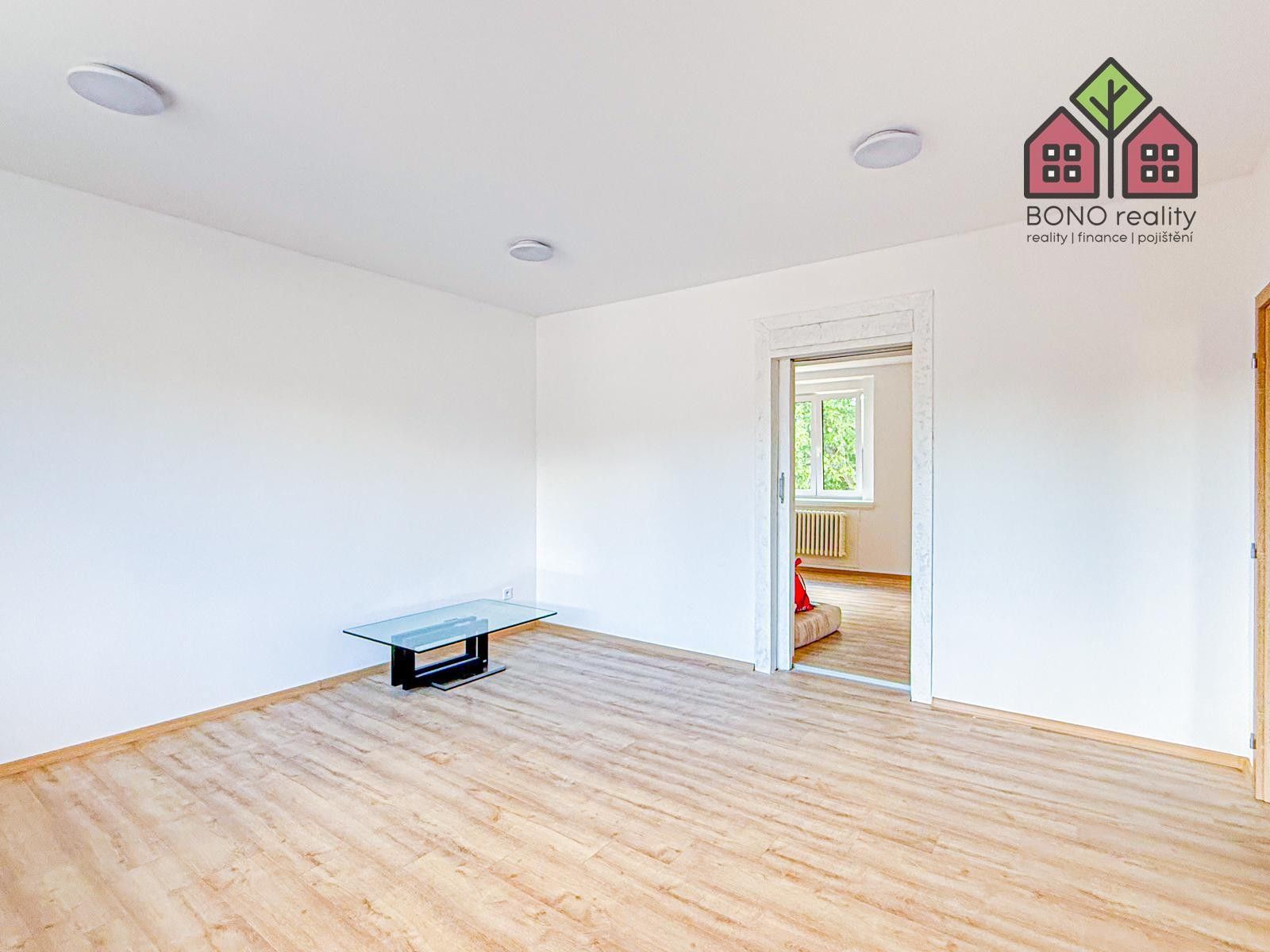 Pronájem bytu 3+1 65 m² - foto 8