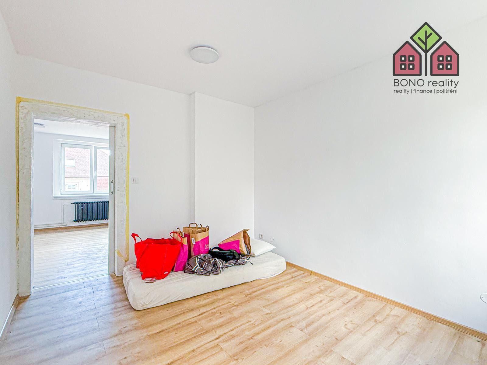 Pronájem bytu 3+1 65 m² - foto 15
