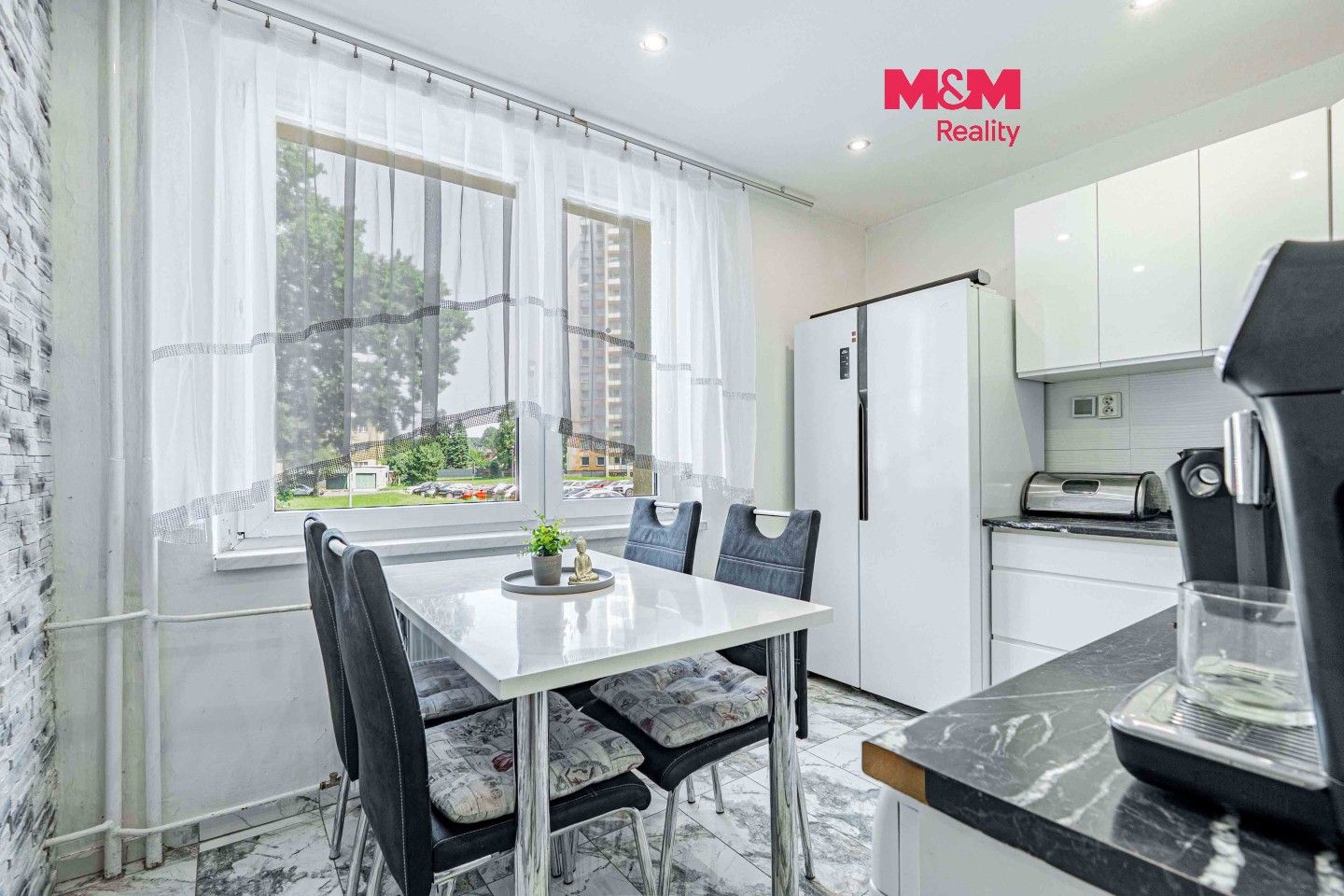 Prodej bytu 2+1 57 m² - foto 1