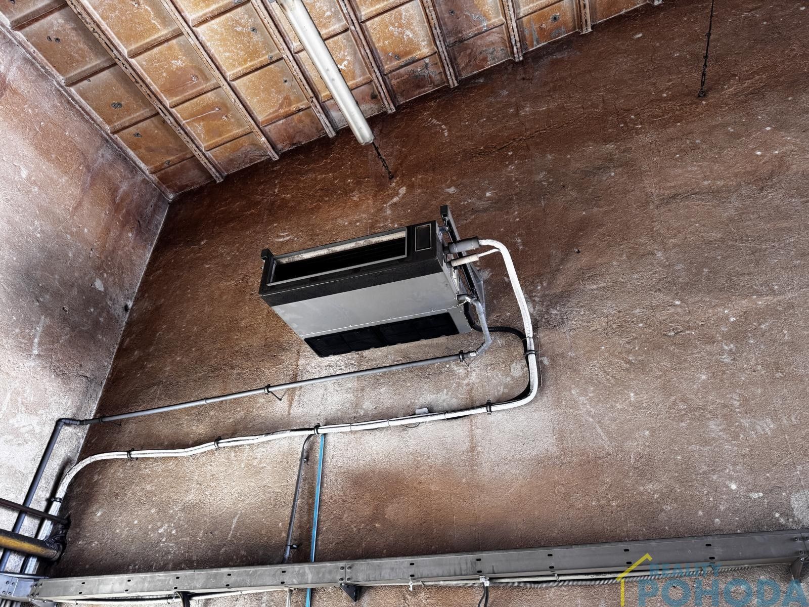 Pronájem komerčního prostoru 195 m² - foto 14