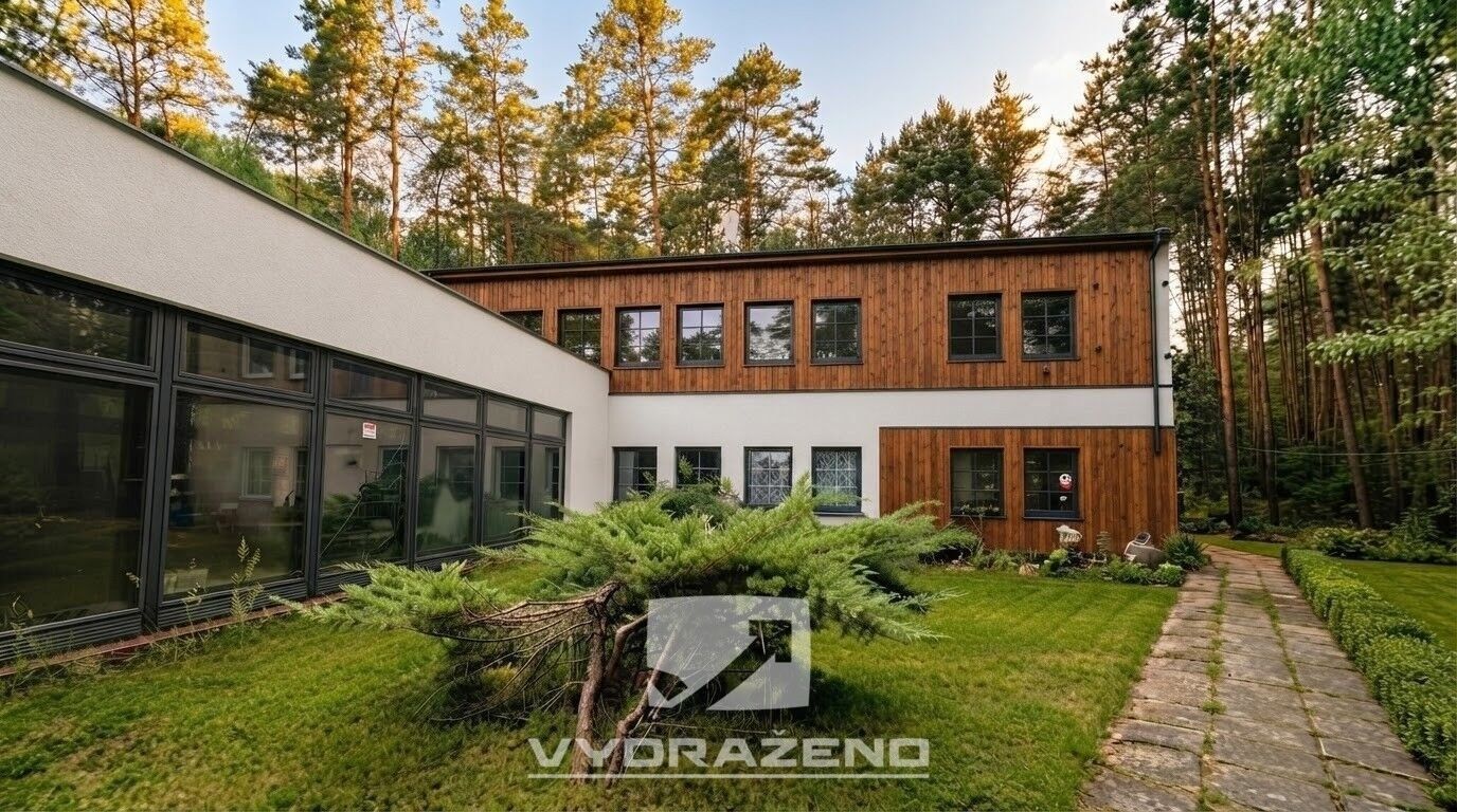 Prodej nemovitosti 142 m² - foto 2