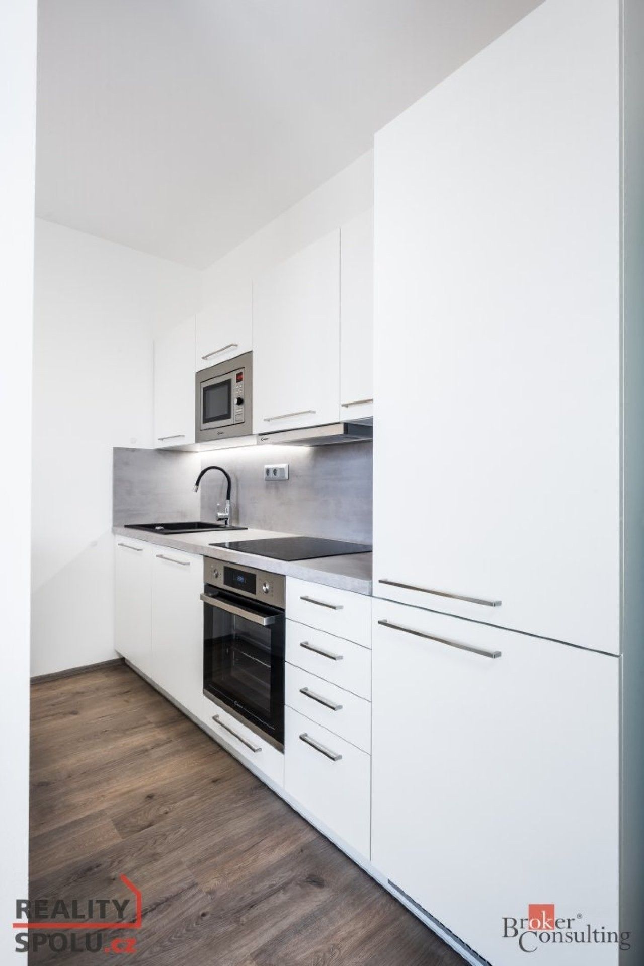 Prodej bytu 1+kk 30 m² - foto 3